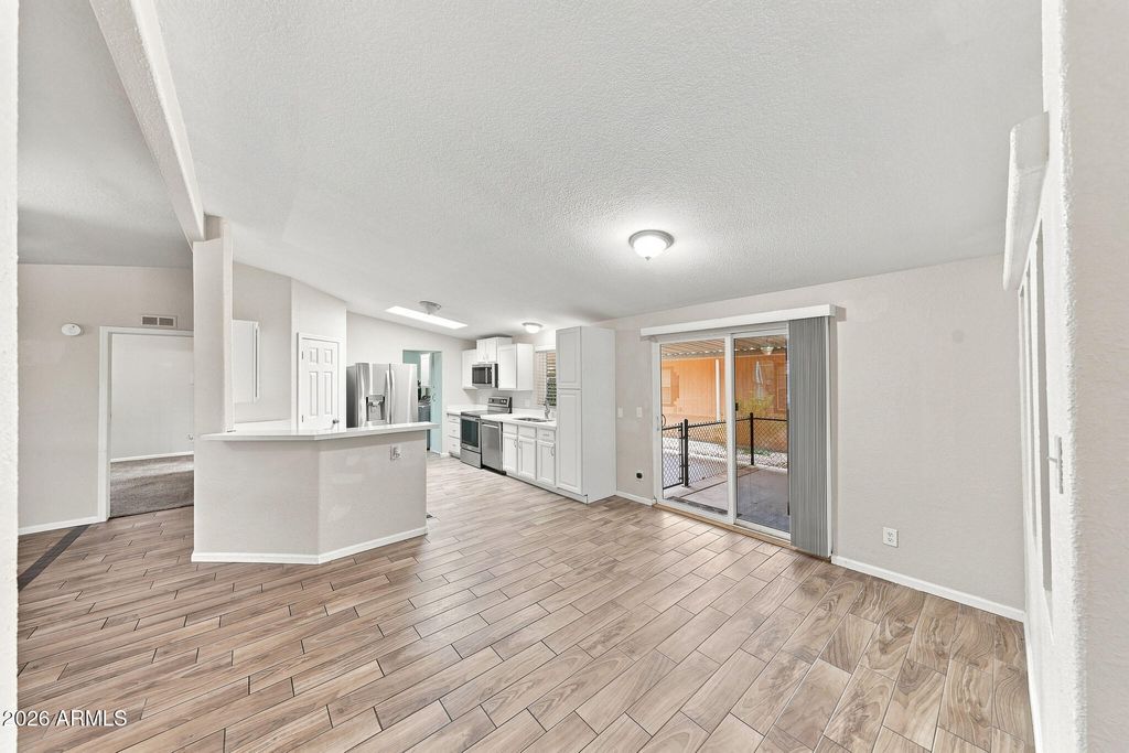 40598 N EAGLE Street, San Tan Valley, AZ 85140 — photo 5