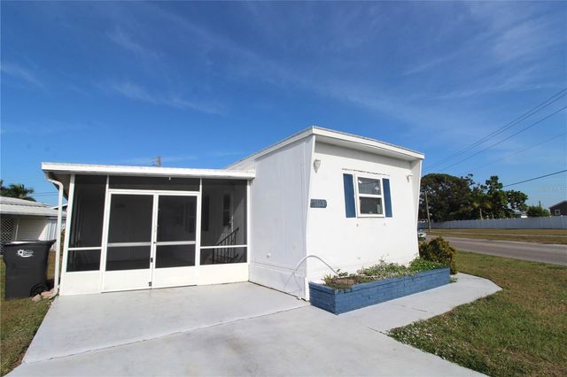 503 51ST AVENUE W 503, Bradenton, FL 34207