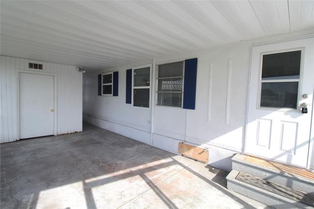 503 51ST AVENUE W 503, Bradenton, FL 34207