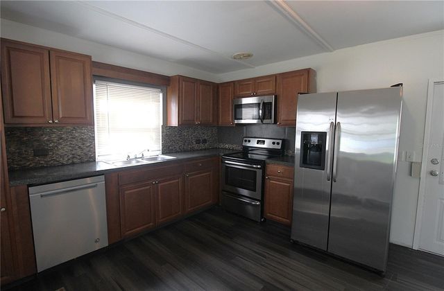 503 51ST AVENUE W 503, Bradenton, FL 34207