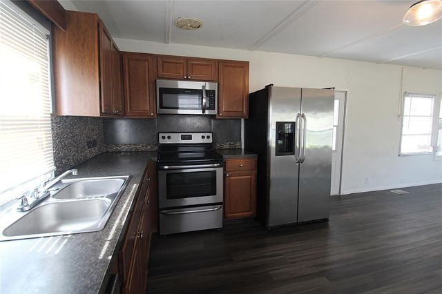 503 51ST AVENUE W 503, Bradenton, FL 34207