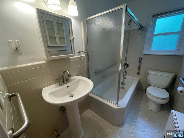151 E Palisade Avenue B-5, Englewood, NJ 07631