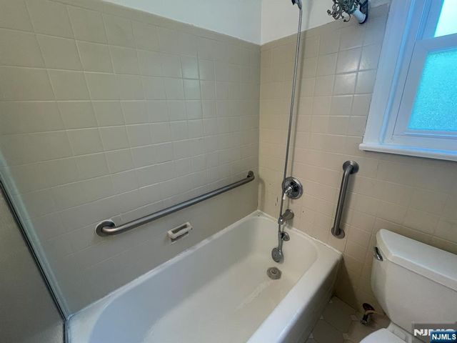 151 E Palisade Avenue B-5, Englewood, NJ 07631