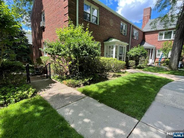 151 E Palisade Avenue B-5, Englewood, NJ 07631