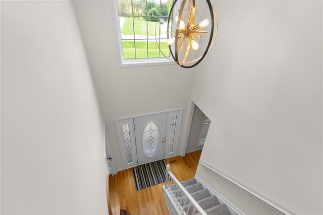 9355 Apple Crest Drive, Saline, MI 48176