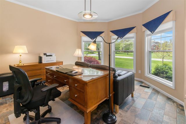 9355 Apple Crest Drive, Saline, MI 48176