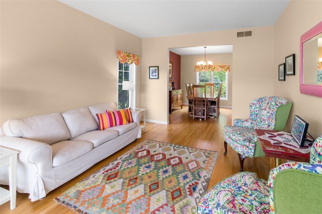 9355 Apple Crest Drive, Saline, MI 48176
