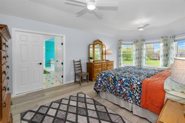 9355 Apple Crest Drive, Saline, MI 48176