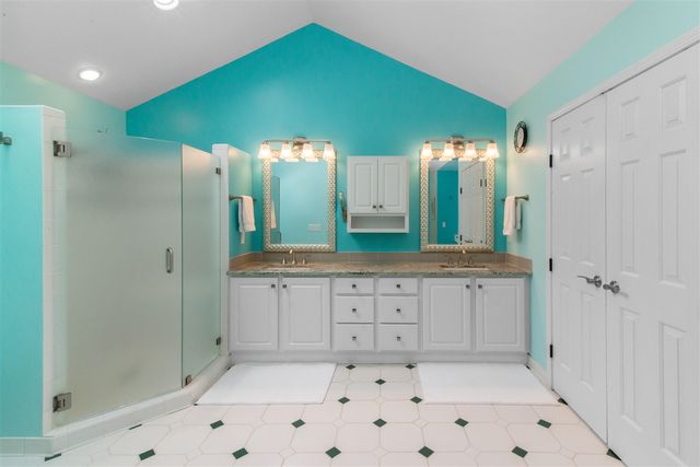 9355 Apple Crest Drive, Saline, MI 48176
