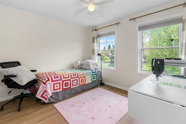 9355 Apple Crest Drive, Saline, MI 48176