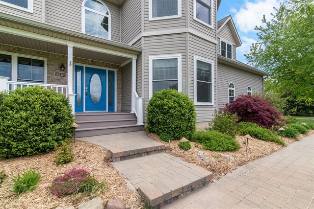 9355 Apple Crest Drive, Saline, MI 48176