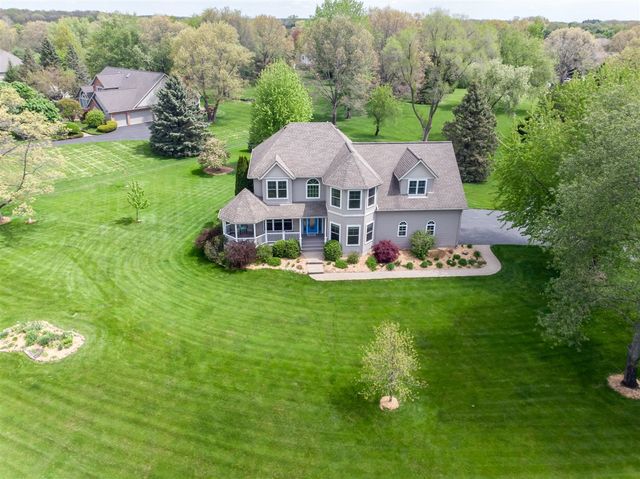 9355 Apple Crest Drive, Saline, MI 48176