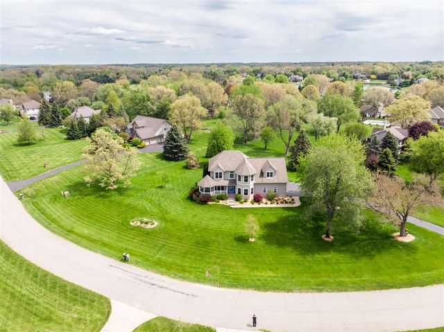 9355 Apple Crest Drive, Saline, MI 48176