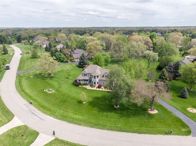 9355 Apple Crest Drive, Saline, MI 48176