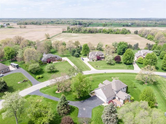 9355 Apple Crest Drive, Saline, MI 48176