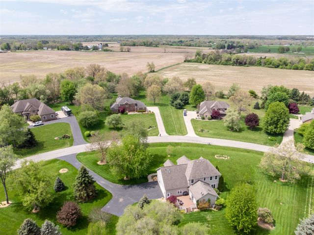 9355 Apple Crest Drive, Saline, MI 48176