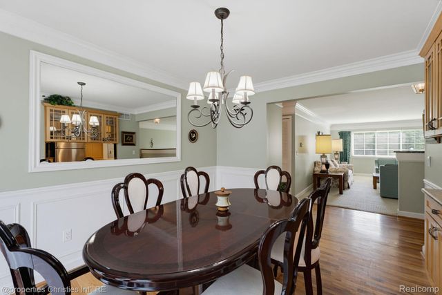 42472 Woodward Avenue B1, Bloomfield Hills, MI 48304