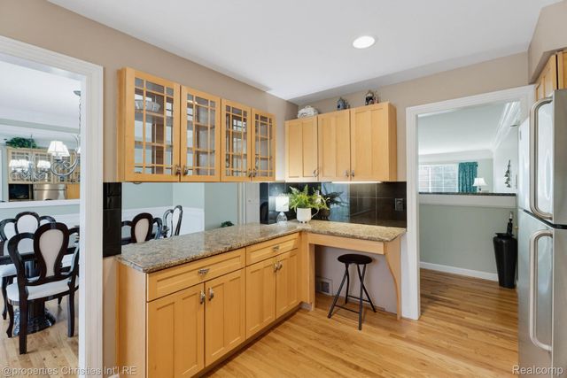 42472 Woodward Avenue B1, Bloomfield Hills, MI 48304