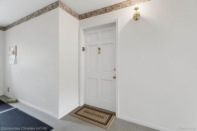 42472 Woodward Avenue B1, Bloomfield Hills, MI 48304