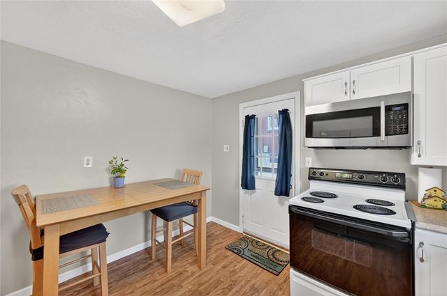 6309 Whitewood St, South Park, PA 15129