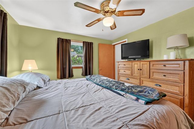 6309 Whitewood St, South Park, PA 15129
