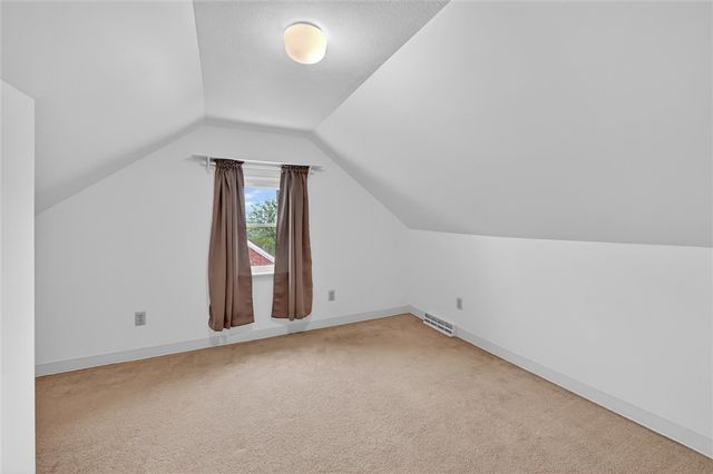 6309 Whitewood St, South Park, PA 15129