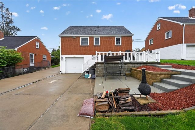 6309 Whitewood St, South Park, PA 15129