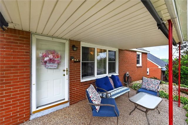 6309 Whitewood St, South Park, PA 15129