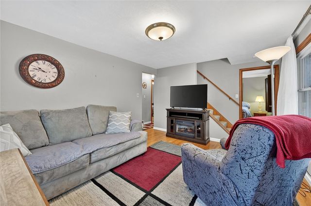 6309 Whitewood St, South Park, PA 15129
