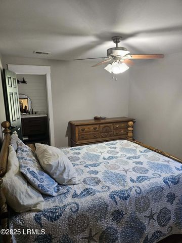 3003 Shell Point Road, Beaufort, SC 29906