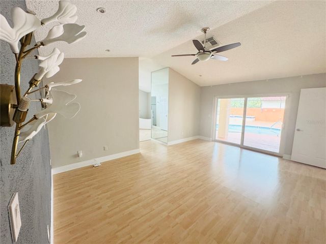 8214 ROLLA COURT, Orlando, FL 32836