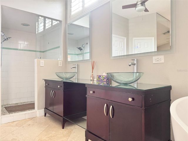 8214 ROLLA COURT, Orlando, FL 32836