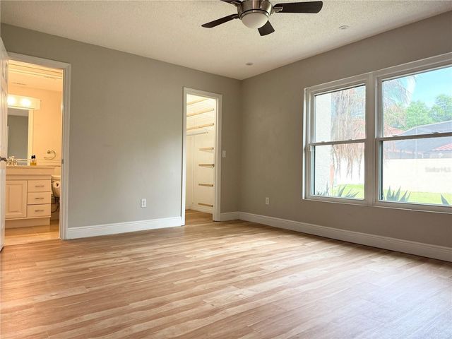 8214 ROLLA COURT, Orlando, FL 32836