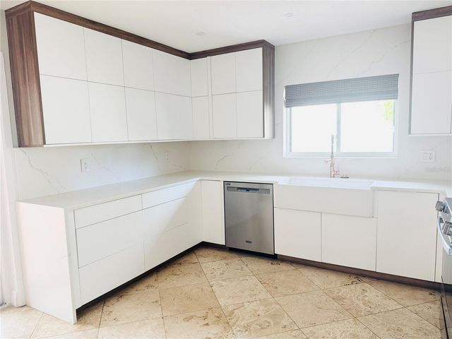 8214 ROLLA COURT, Orlando, FL 32836