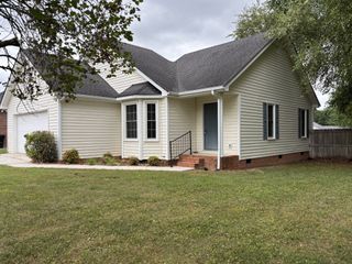 100 Blue Ridge Ave, Tullahoma, TN 37388