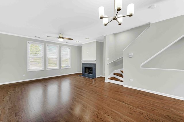 1040 N Kingsbury Street, Chicago, IL 60610