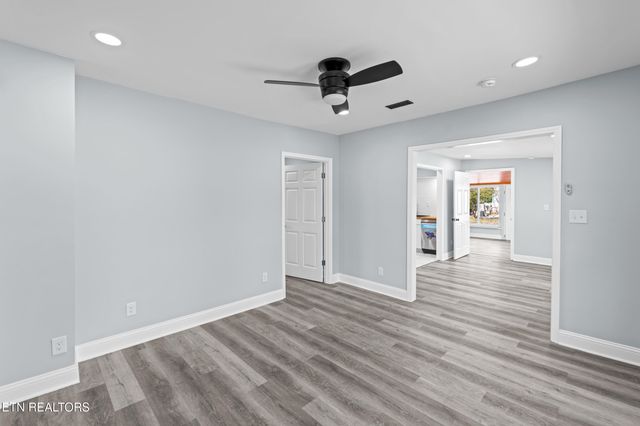 125 N Chamberlain Ave, Rockwood, TN 37854