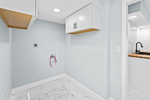 125 N Chamberlain Ave, Rockwood, TN 37854