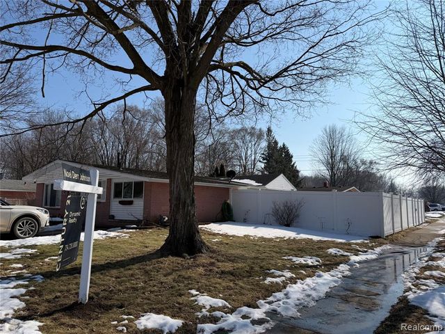 33823 Hiveley Street, Westland, MI 48186