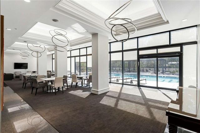 2660 Peachtree Road NW 32B, Atlanta, GA 30305