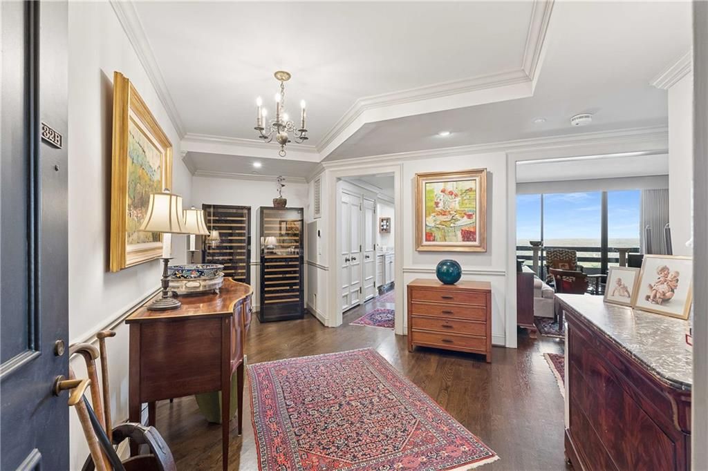 2660 Peachtree Road NW 32B, Atlanta, GA 30305