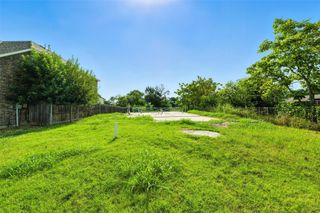 630 N Irving Heights Drive, Irving, TX 75061