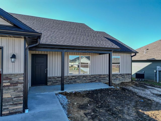 3324 NAPLES DR, Columbia, MO 65202