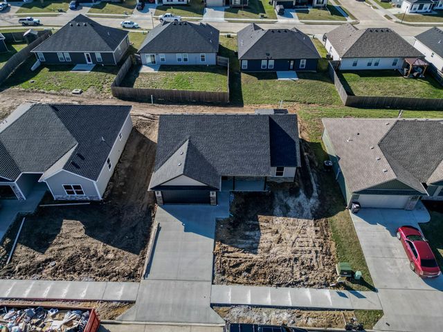 3324 NAPLES DR, Columbia, MO 65202