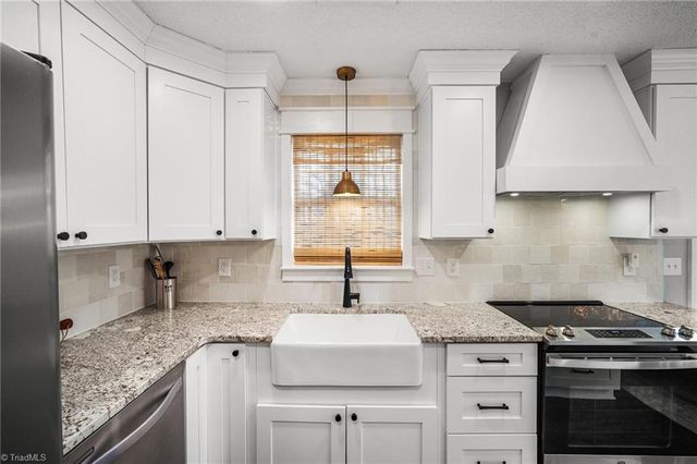 165 Crossfield Court, Lexington, NC 27295