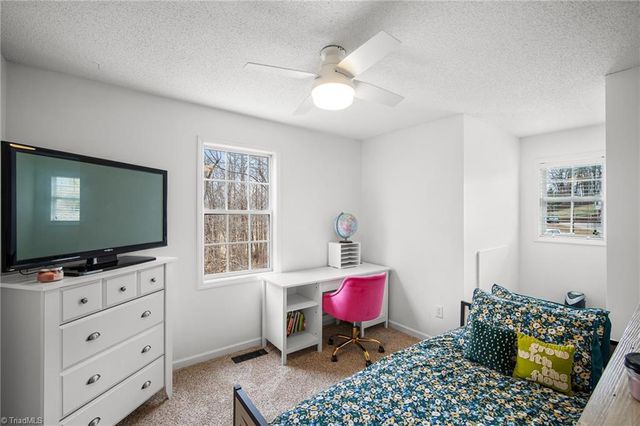 165 Crossfield Court, Lexington, NC 27295