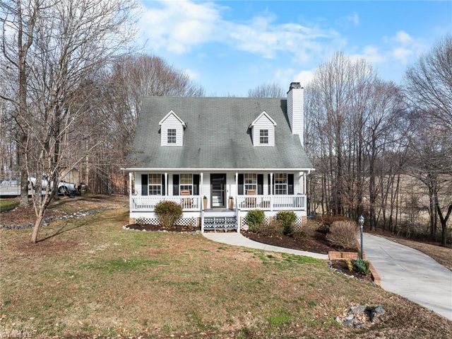 165 Crossfield Court, Lexington, NC 27295