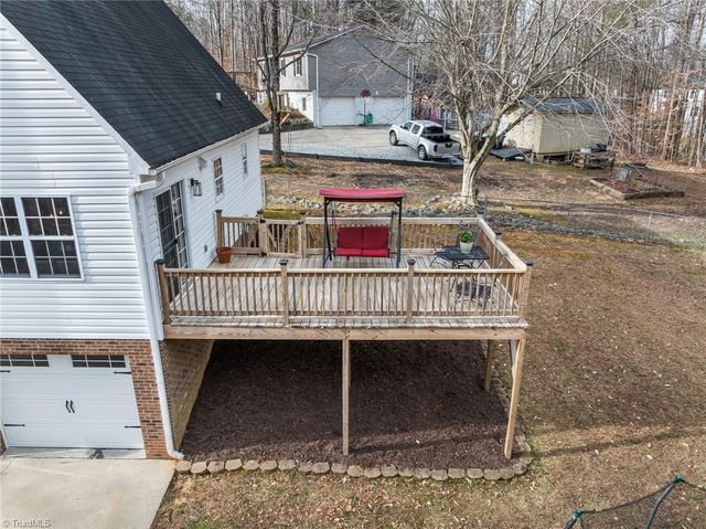 165 Crossfield Court, Lexington, NC 27295