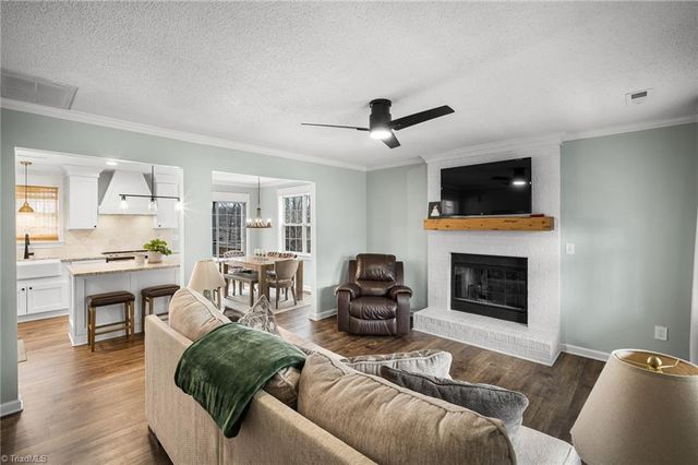 165 Crossfield Court, Lexington, NC 27295