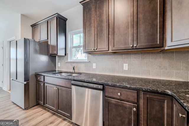 24 Swallow Tail Circle, Savannah, GA 31405